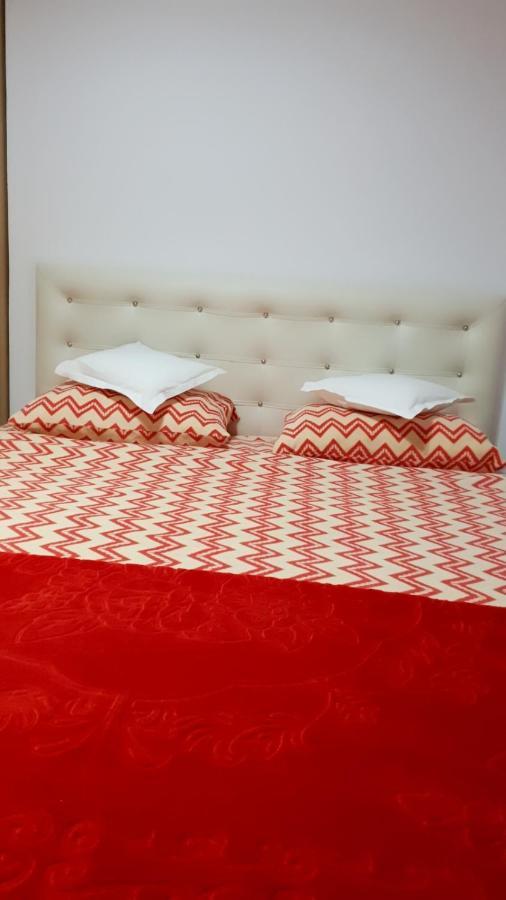 Sophie Apartament Apartment Sinaia Bagian luar foto