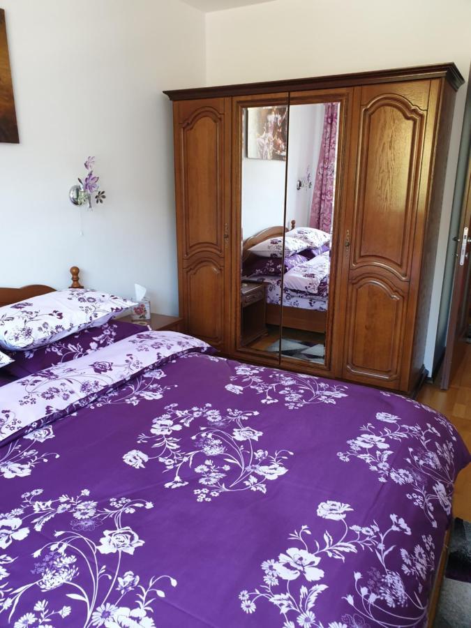 Sophie Apartament Apartment Sinaia Bagian luar foto